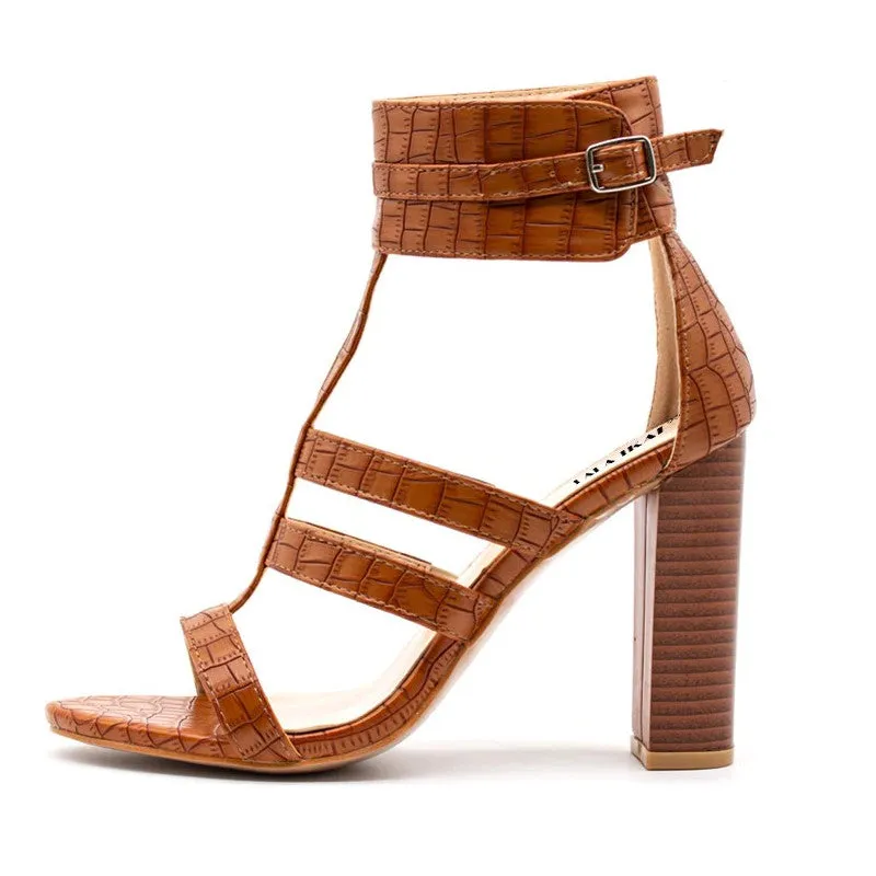 Chaussures Sandales croco - Talon haut carré - Attache boucle