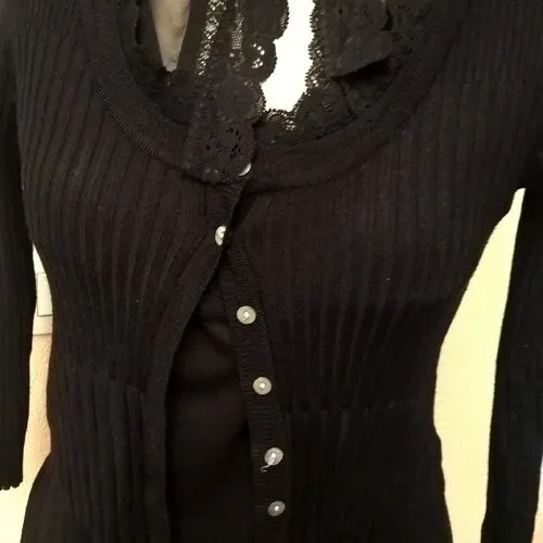 Gilet court,coton et dentelle,couleur noir,gilet femme,gilet fille,cadeau femme,cadeau fille,vêtements femme,vêtements