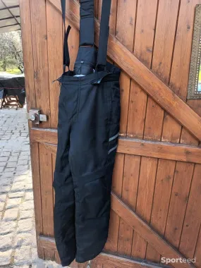 Pantalon hiver et mi saison  d'occasion Ajouté le : 18/03/2024
